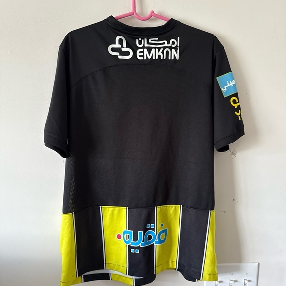 Nike Black and Yellow Men's Jersey - Picture 5 of 5